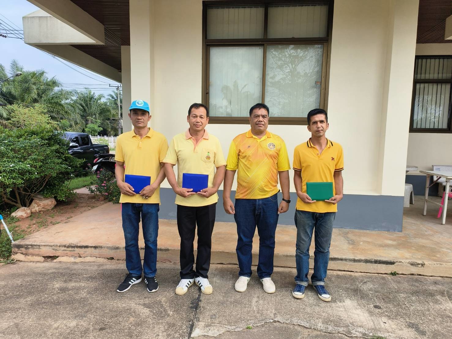 มอบประกาศนียบัตรบุคคลต้นแบบด้านคุณธรรมและจริยธรรม ประจำปี 2567