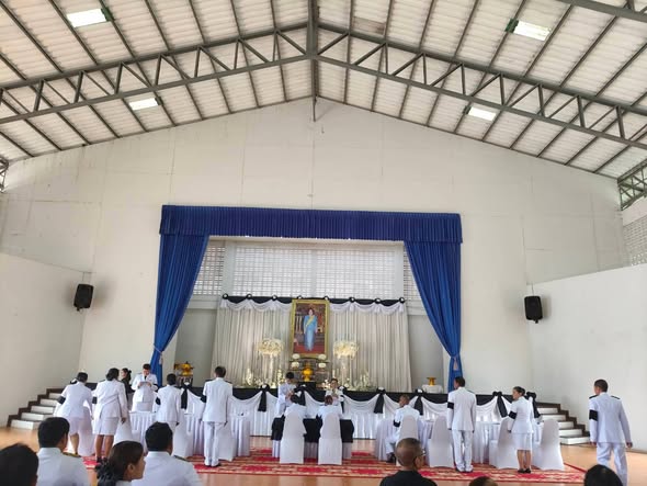 วันอาทิตย์ที่ ๒๖ ตุลาคม  ๒๕๖๘  
องค์การบริหารส่วนตำบลสวี นำโดยนายธวัชชัย ซื่อสัตย์ นายกองค์การบริหารส่วนตำบลสวี คณะผู้บริหาร สมาชิกสภาฯ พนักงานส่วนตำบล ร่วมถวายน้ำสรงพระบรมศพเบื้องหน้าพระฉายาลักษณ์ สมเด็จพระนางเจ้าสิริกิติ์ พระบรมราชินีนาถ พระบรมราชชนนีพันปีหลวง 
ณ หอประชุมที่ว่าการอำเภอสวี อำเภอสวี จังหวัดชุมพร
#องค์การบริหารส่วนตำบลสวี